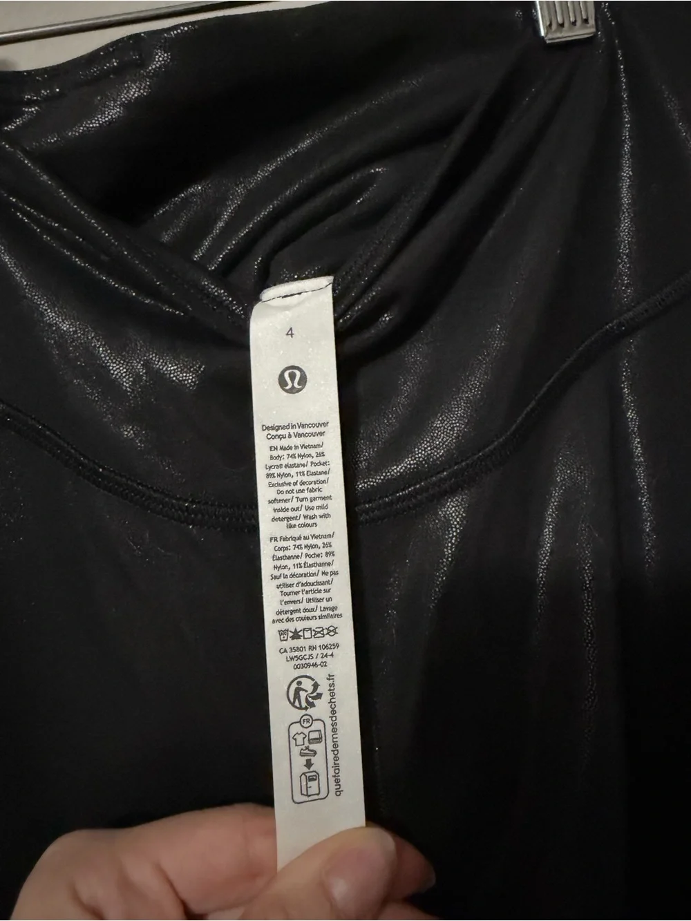 Lululemon Black Foil High Rise Leggings Size 4 - Picture 2 of 7